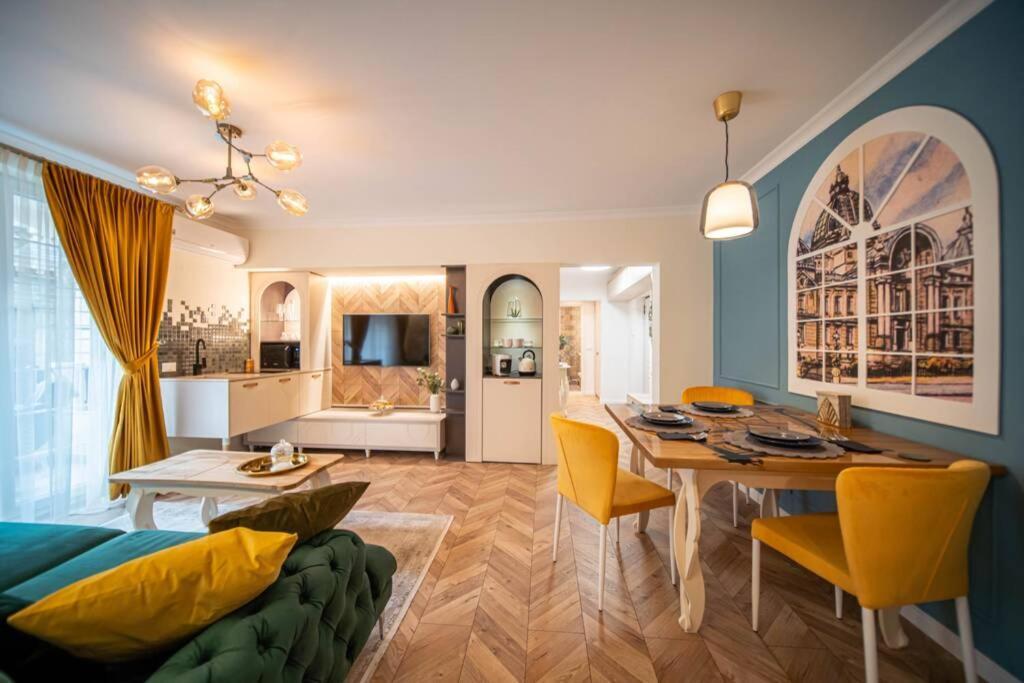 History Museum Apartment 부쿠레슈티 외부 사진